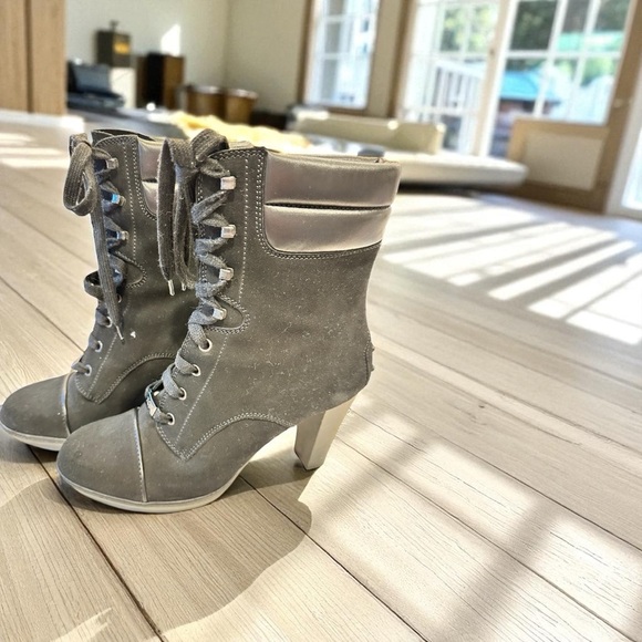 TOD'S women shoes boots heel Europe 38.5 Black Suede. Made in Italy S9210 - Picture 2 of 12